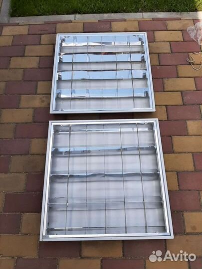 Светильник потолочный