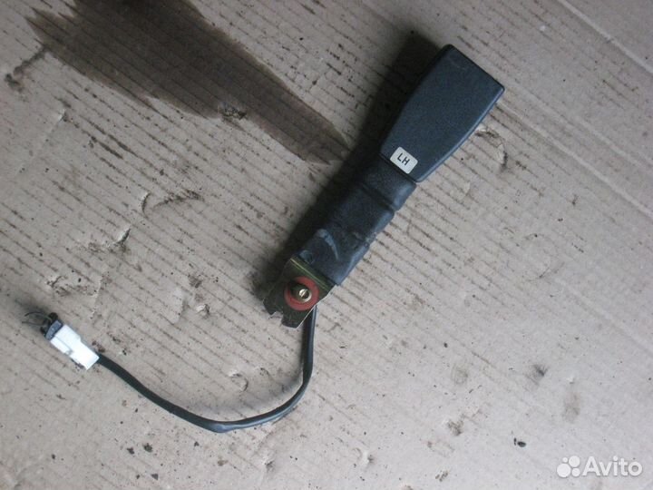 Защелка ремня безопасности левая Hyundai Getz