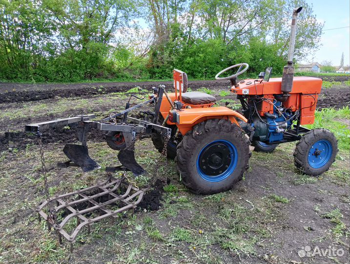 Мини-трактор XINGTAI 120, 1995