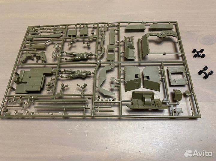 Модель японской самоходки Type1 75 mm Tamiya