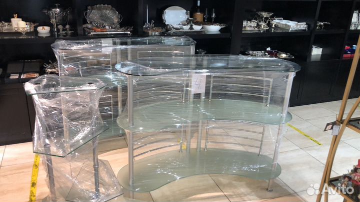 Стеклянные полки