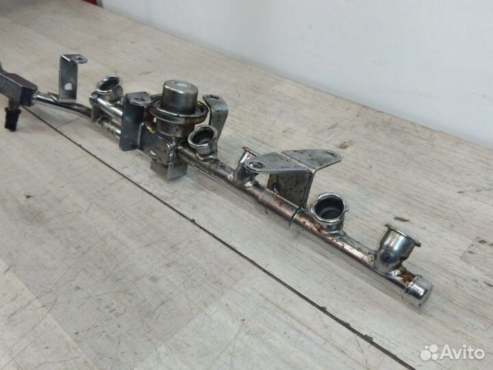 Топливная рампа Jaguar X-Type X400 2.1 YB AJV6