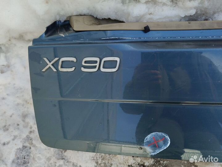 Крышка багажника нижняя Volvo XC90 1