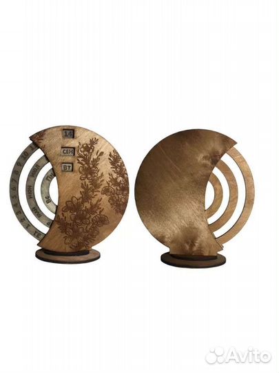 Круглый вечный календарь подарок на 8 марта