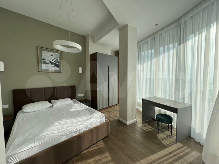 3-к. квартира, 143 м², 12/12 эт.