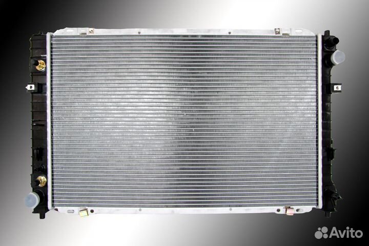 Радиатор охлаждения Ford Escape 1