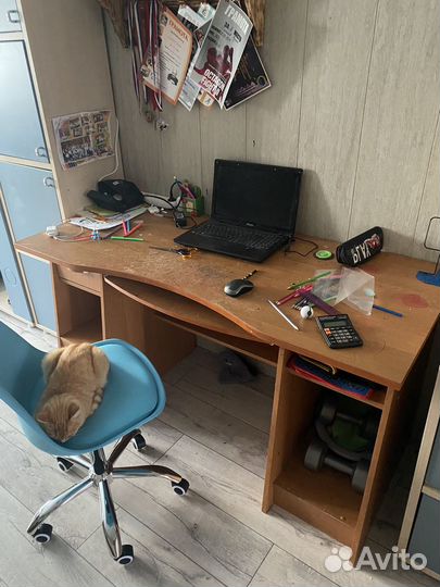 Компьютерный стол