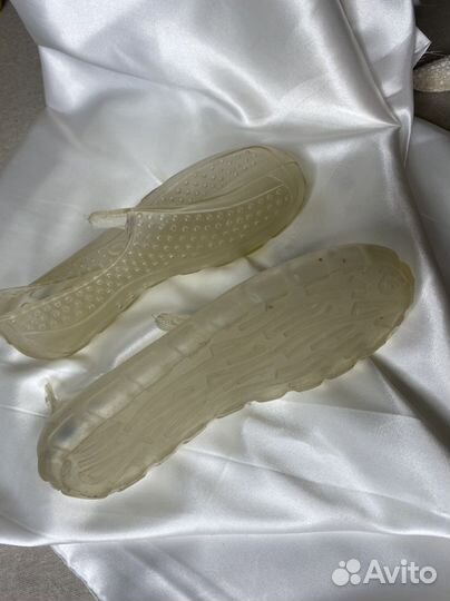 Коралловые тапочки для моря