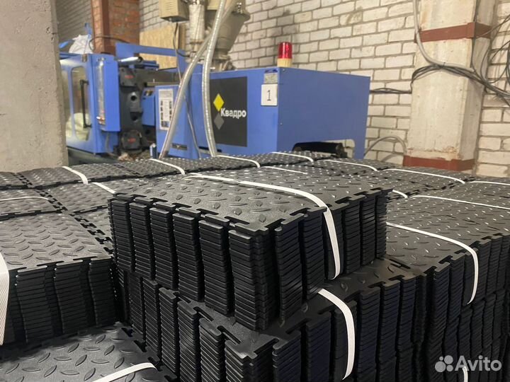 Прочное напольное покрытие