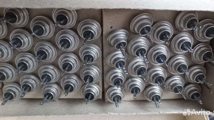 Транзисторы, тиристоры СССР