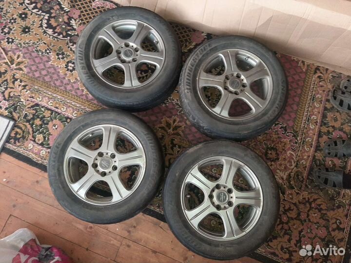 Bridgestone Blizzak LT 215/60 R16 95H