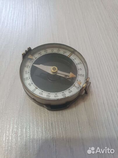 Компас адрианова