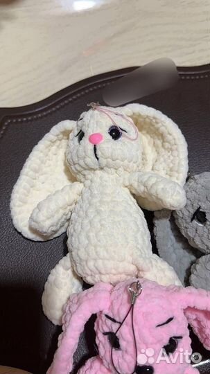 Плюшевые зайки (брелок )