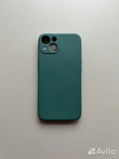 Чехлы для iPhone 13