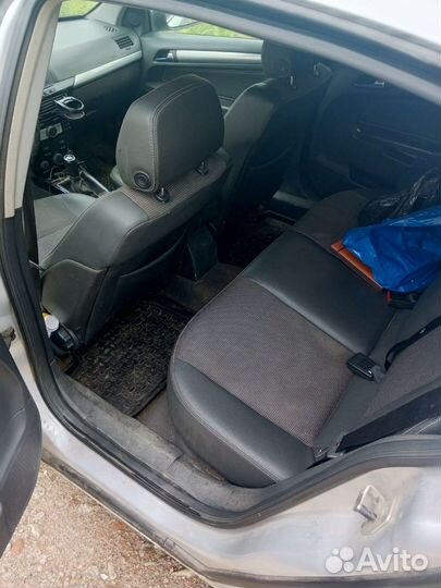 Opel Astra 1.6 МТ, 2008, 220 000 км