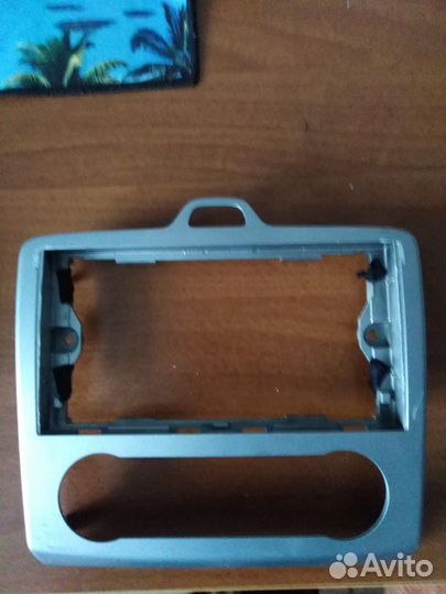 Продаю рамку для магнитолы форд фокус 2