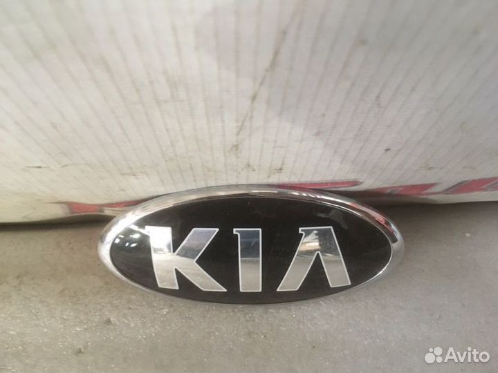 Эмблема капота передняя Kia K5