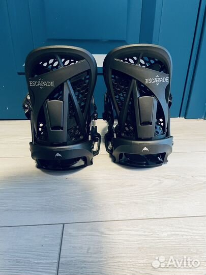 Крепления для сноуборда Burton Escapade