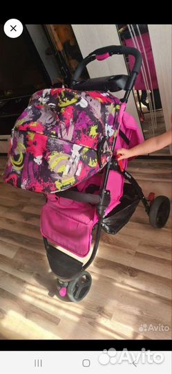 Прогулочная коляска
