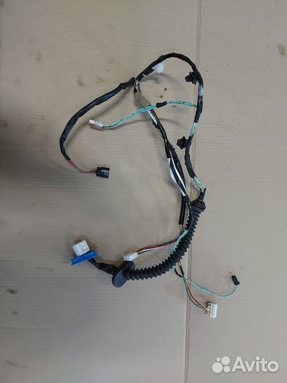 Suzuki sx4 проводка двери задней левой