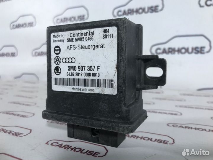 Блок управления освещением Volkswagen Passat B7