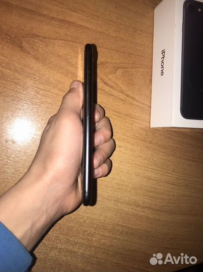iPhone 7, 32 ГБ