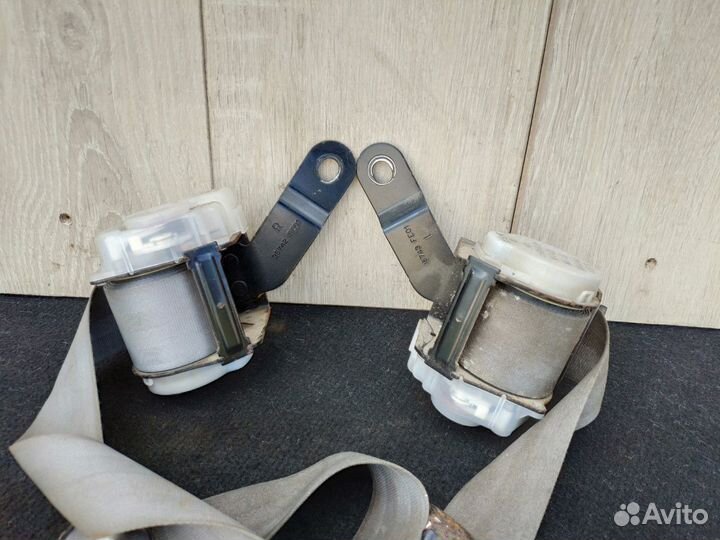 Ремни безопасности задние Хендай Элантра 3 хетчбек
