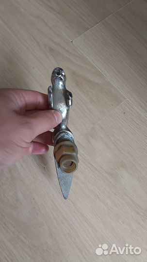 Шильд на капот кошка на Ягуар