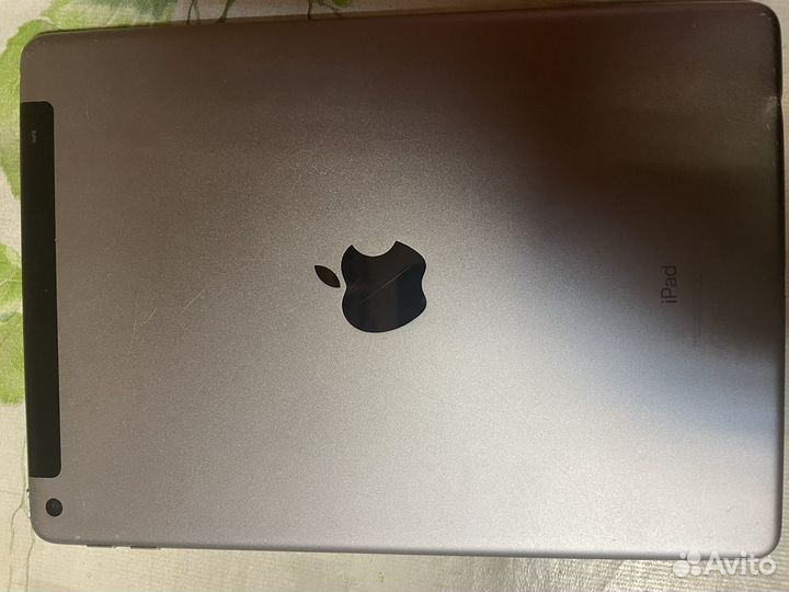 iPad 5 gen 32 gb cellular