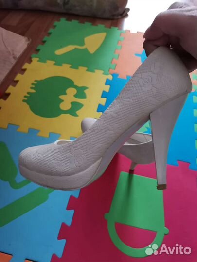 Туфли женские