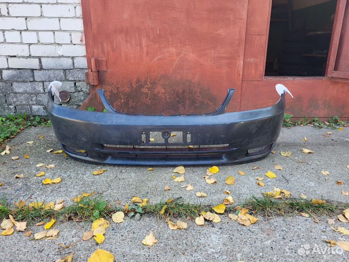 Бампрер передний Toyota Corolla E120, E130
