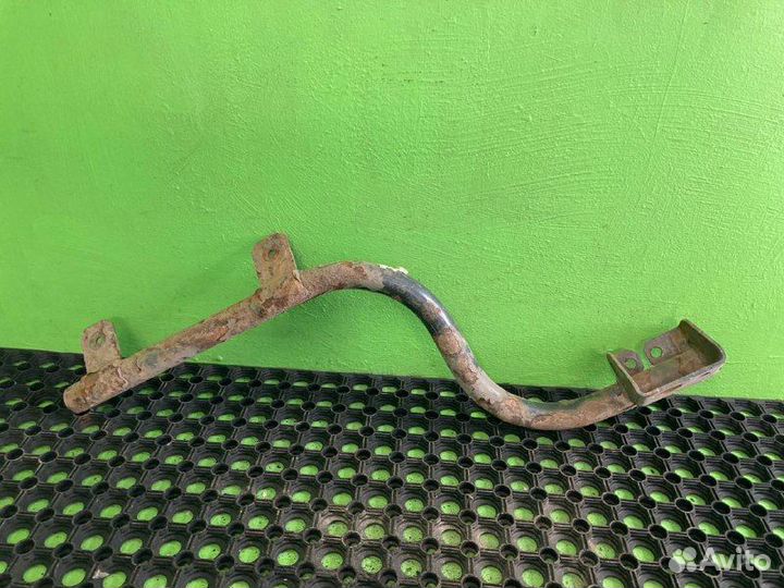 Кронштейн крепления крыла mercedes-benz actros MP II