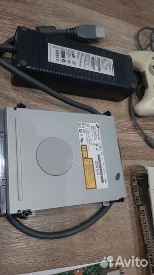 Xbox 360 Запчасти, описание