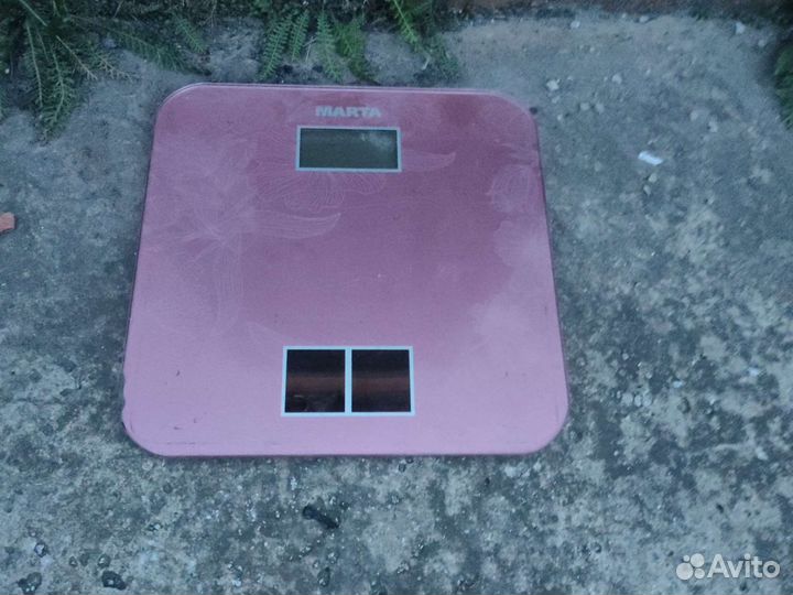 Весы напольные электронные Marta