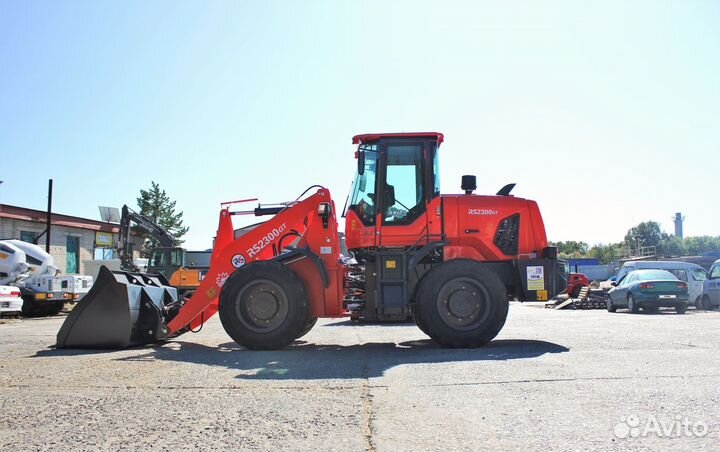 Фронтальный погрузчик Redstar 2300GT, 2023