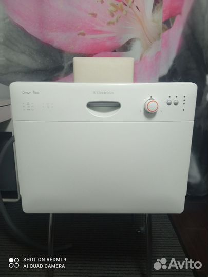 Посудомоечная машина Electrolux ESF2430W