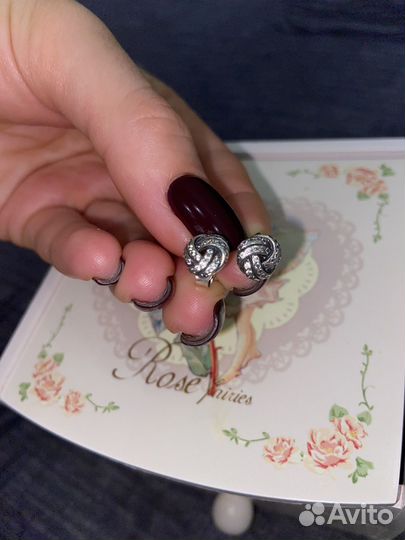 Серьги пусеты pandora
