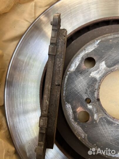 Тормозной диск на Lexus Rx