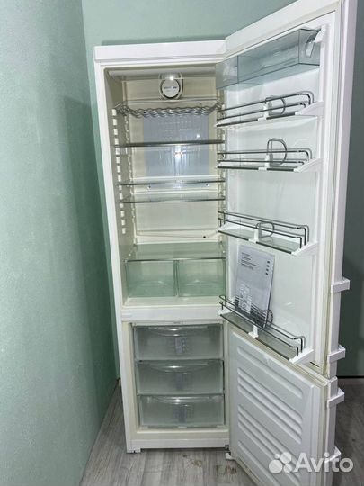 Холодильник Liebherr premium no frost Гарантия