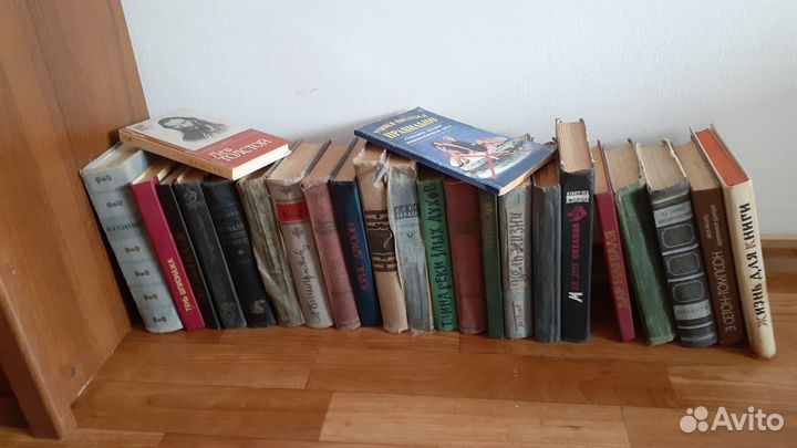 Книги. Отдам бесплатно