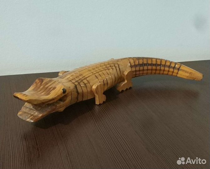 Крокодил. Предмет интерьера