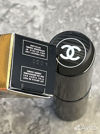 Chanel Glow stick