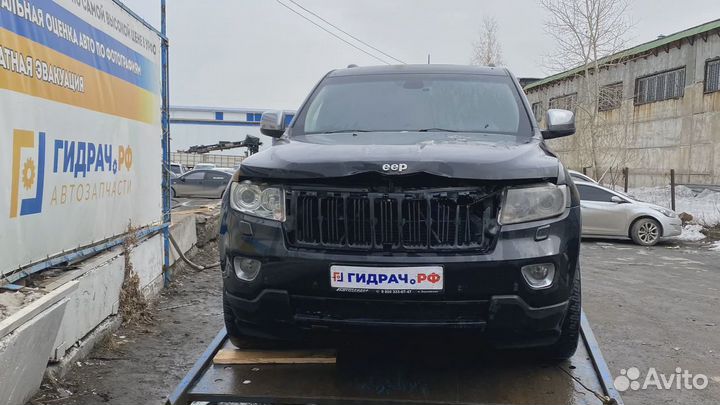 Коврик багажника Jeep Grand Cherokee (WK2)