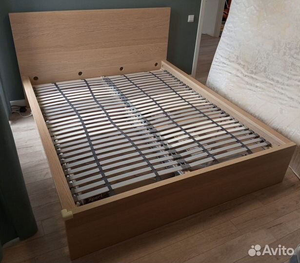 Кровать IKEA Мальм 180200