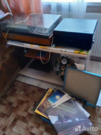 Проигрыватель, пластинки