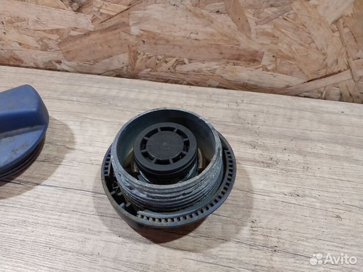 Крышка пробка расширительного бачка Volkswagen