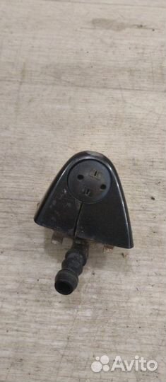 Форсунка омывателя передняя правая Bmw X5 E53 SVA