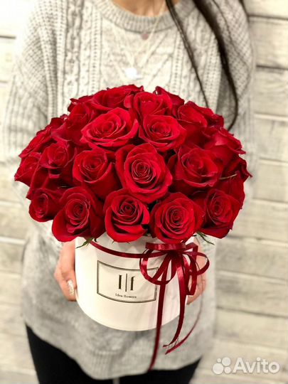 33 Розы в шляпной коробке (цветы на выбор)