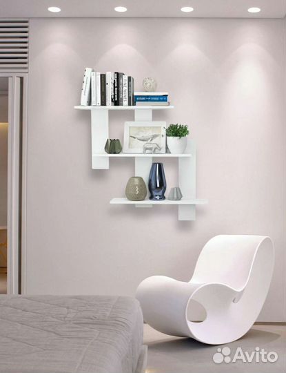 Полка настенная. Белая