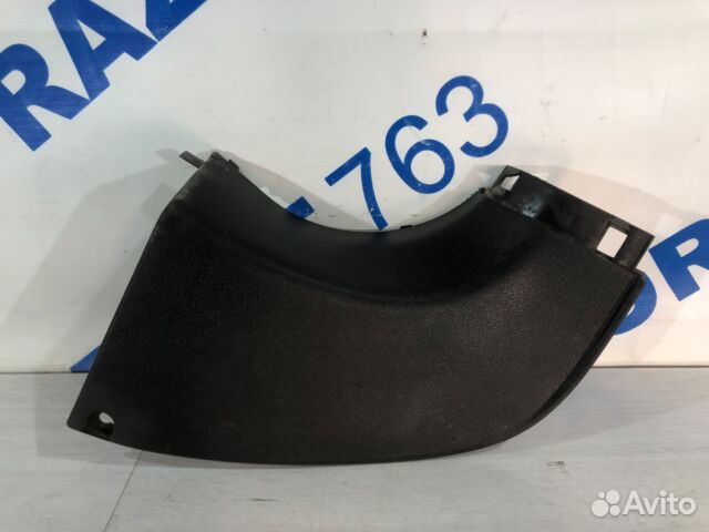 Обшивка порога перед прав honda civic 8 4D 1.8 ат